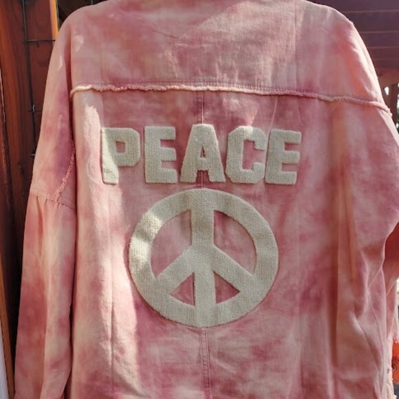 Oversized Small Pink & Cream Shacket with Cream Plush Peace Sign & Snap Front - Picture 5 of 5